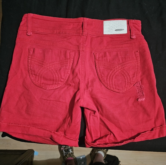 Dollhouse brand red denim shorts - Picture 2 of 3